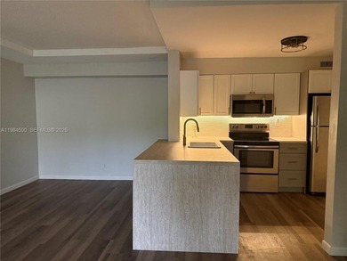 Beach Condo For Sale in Oakland Park, Florida