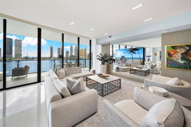 Beach Condo For Sale in Aventura, Florida
