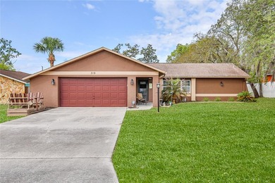 Beach Home Sale Pending in Spring Hill, Florida
