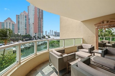 Beach Condo For Sale in Aventura, Florida