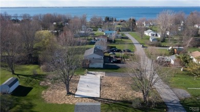 Beach Lot Sale Pending in Cape Vincent, New York