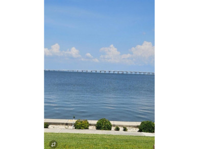Beach Condo For Sale in Clearwater, Florida