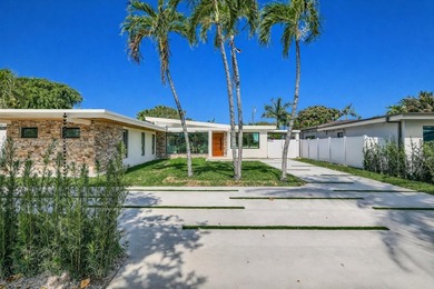 Beach Home For Sale in Miami Beach, Florida