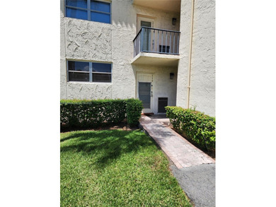 Beach Condo For Sale in Pembroke Pines, Florida