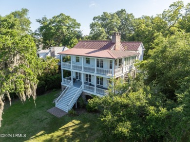 Beach Home For Sale in Beaufort, South Carolina