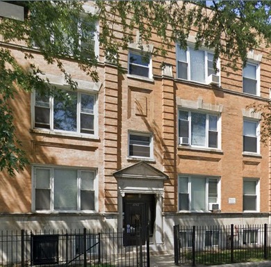 Beach Home For Sale in Chicago, Illinois