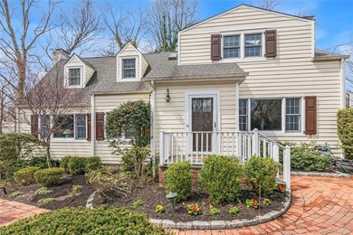 Beach Home Sale Pending in Port Washington, New York