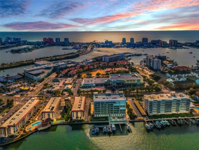 Beach Condo For Sale in Clearwater Beach, Florida