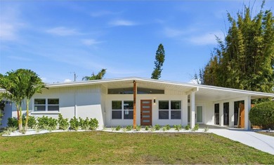 Beach Home For Sale in Sarasota, Florida