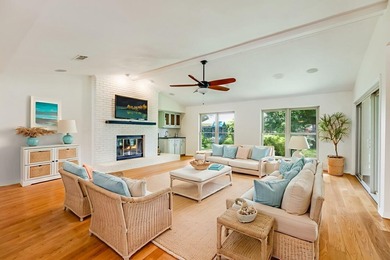 Beach Home Sale Pending in Destin, Florida