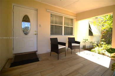 Beach Home For Sale in Fort Lauderdale, Florida