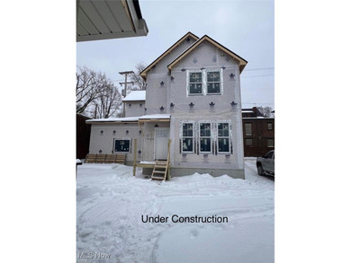 Beach Home For Sale in Cleveland, Ohio