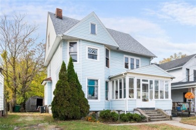 Beach Home For Sale in Conneaut, Ohio