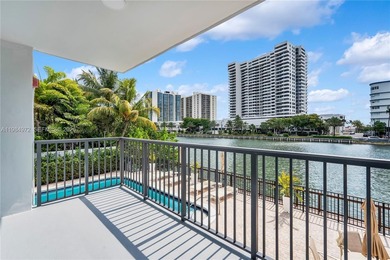 Beach Condo For Sale in Miami Beach, Florida