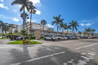 Beach Condo For Sale in Pompano Beach, Florida