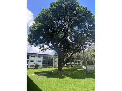 Beach Condo For Sale in Davie, Florida