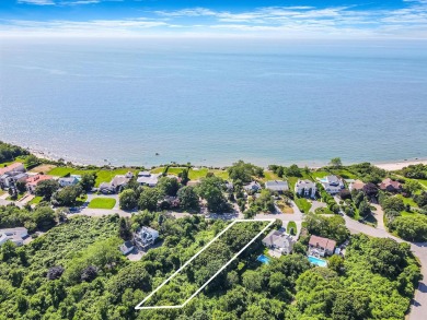 Beach Lot Sale Pending in East Marion, New York