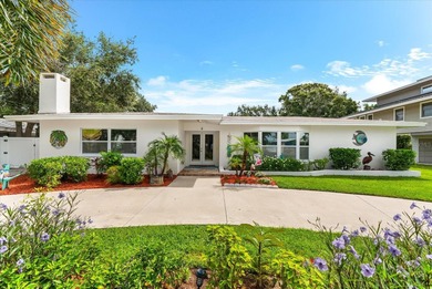 Beach Home For Sale in Palm Harbor, Florida