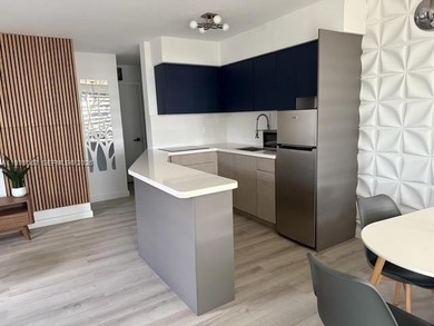 Beach Condo For Sale in Fort Lauderdale, Florida
