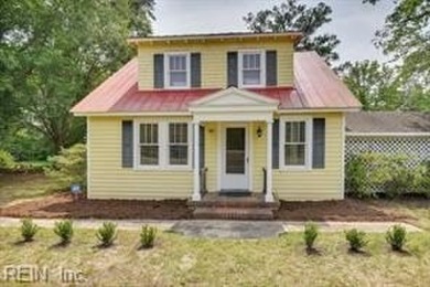 Beach Home For Sale in Bohannon, Virginia