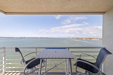 Beach Condo For Sale in St. Petersburg, Florida