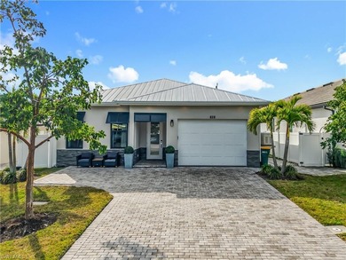Beach Home For Sale in Naples, Florida