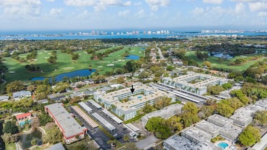 Beach Condo For Sale in Belleair Beach, Florida