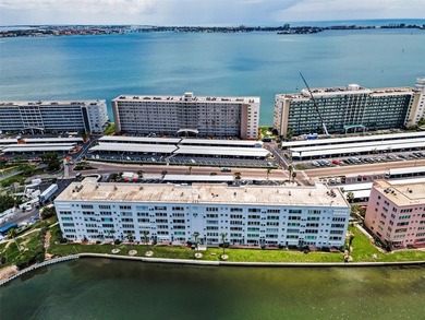 Beach Condo For Sale in Gulfport, Florida