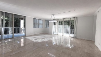 Beach Condo For Sale in Highland Beach, Florida