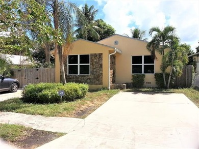 Beach Home For Sale in Hollywood, Florida