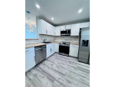 Beach Condo For Sale in Miami, Florida