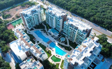 Beach Condo For Sale in Playa Del Carmen, 