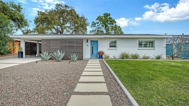 Beach Home Sale Pending in Sarasota, Florida