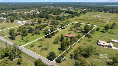 Beach Home For Sale in Fairhope, Alabama