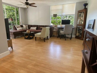 Beach Condo For Sale in Tamarac, Florida