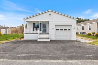 Beach Home For Sale in Portsmouth, New Hampshire
