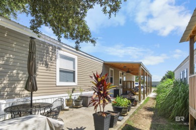 Beach Home For Sale in Gulf Shores, Alabama