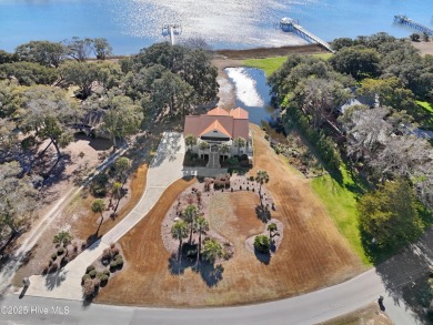 Beach Home For Sale in Ocean Isle Beach, North Carolina