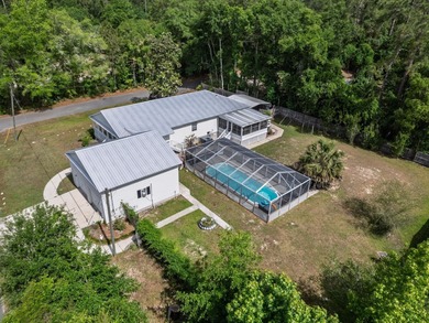 Beach Home For Sale in Sopchoppy, Florida