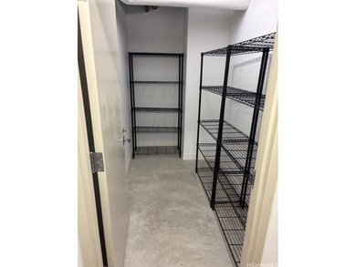 Beach Condo For Sale in Honolulu, Hawaii