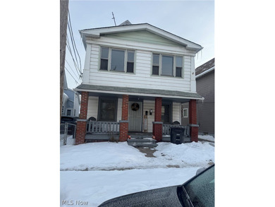 Beach Home For Sale in Cleveland, Ohio