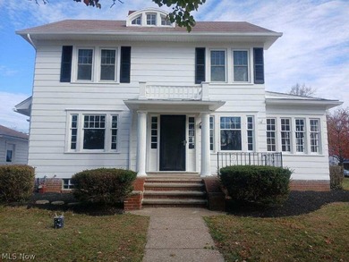 Beach Home For Sale in Lorain, Ohio
