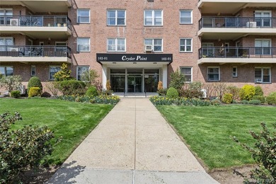 Beach Home For Sale in Beechhurst, New York