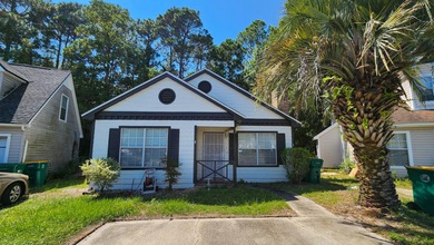 Beach Home For Sale in Fort Walton Beach, Florida