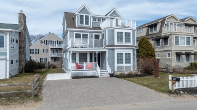 Beach Home For Sale in Wells, Maine