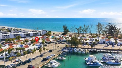 Beach Condo Sale Pending in Venice, Florida