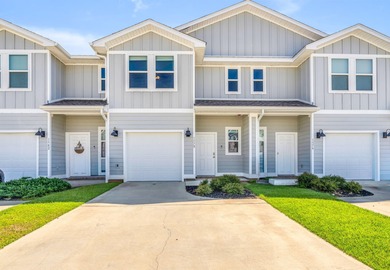 Beach Townhome/Townhouse For Sale in Pensacola, Florida