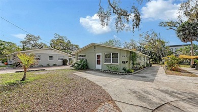 Beach Townhome/Townhouse For Sale in Sarasota, Florida