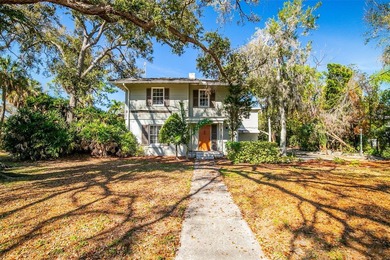Beach Home For Sale in Sarasota, Florida