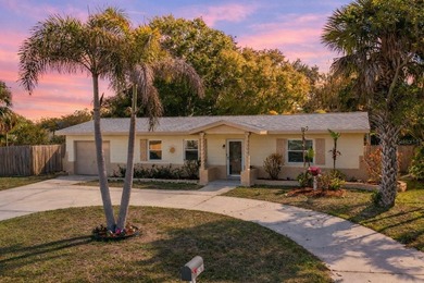 Beach Home Sale Pending in Kenneth City, Florida